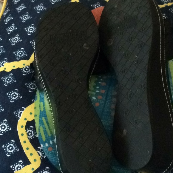 Slides - Picture 4 of 6